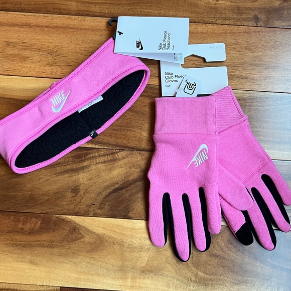 Nike Girls Youth Club Fleece Headband & Club Fleece Gloves NWT Pink Black - Picture 1 of 7
